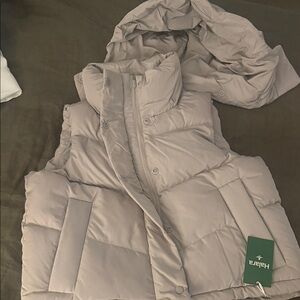 HALARA Women's Quilted Vest in Soft Beige